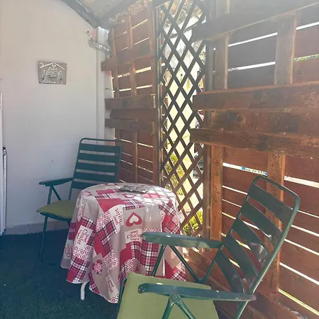 Lipi Appartamento Pozzuoli